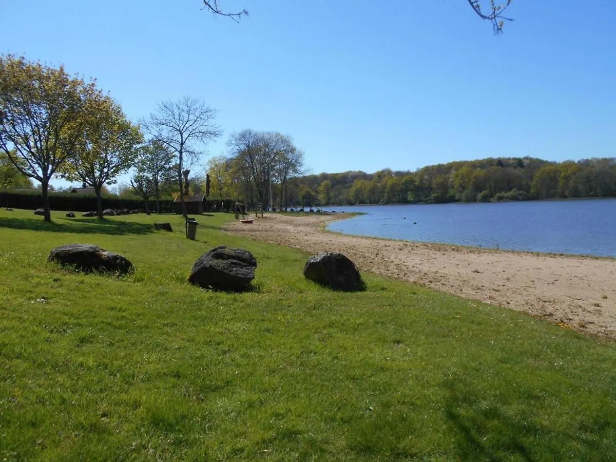 Charmant Chalet Familial Avec Terrasse Et Activites D'Ete - Camping 2 Etoiles - Fr-1-489-400 Treignat 0*,